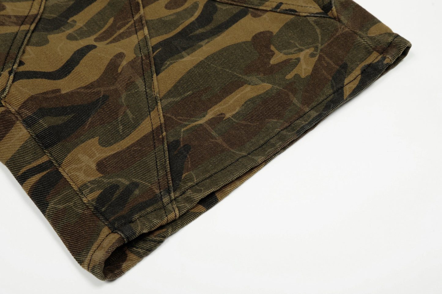 Σορτς Cargo με Camo Πάνελ Omirad