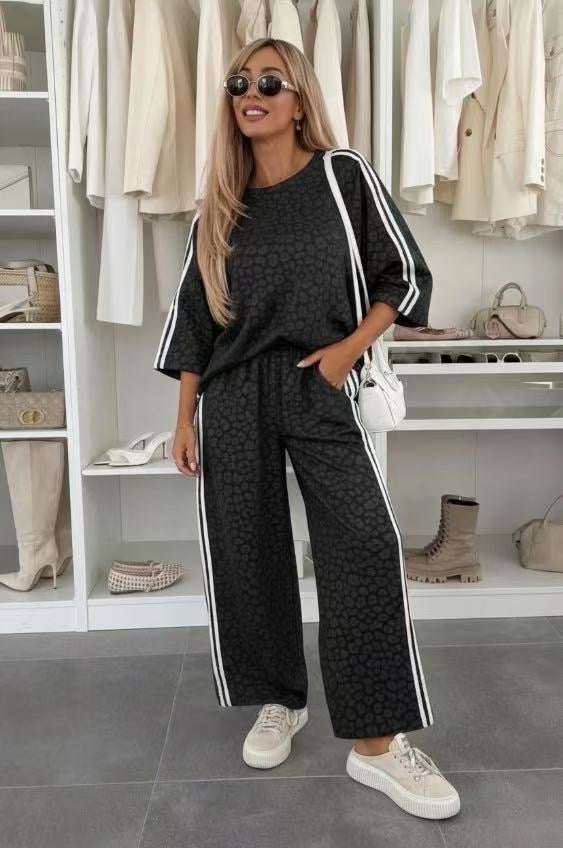 Γυναικείο Σετ Lounge Εκλεπτυσμένης Πολυτέλειας Animal Chic